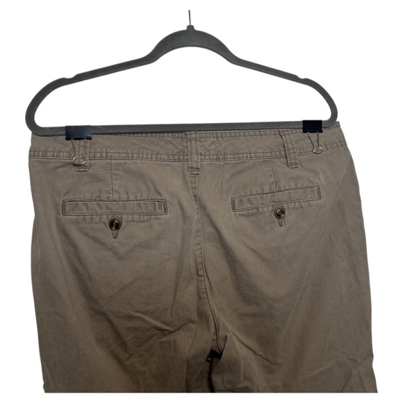 Size 12 Women's Khaki Capri - Picture 2 of 8